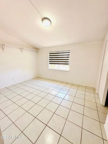 1641 BILL OGDEN Drive, El Paso, TX 79936