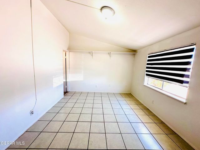 1641 BILL OGDEN Drive, El Paso, TX 79936