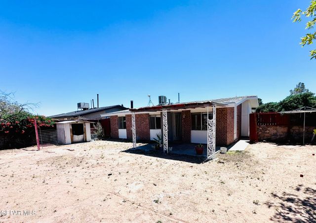 1641 BILL OGDEN Drive, El Paso, TX 79936