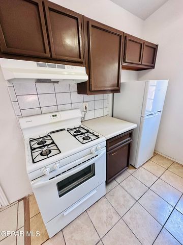 1641 BILL OGDEN Drive, El Paso, TX 79936