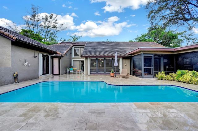 197 NW 104th Avenue, Coral Springs, FL 33071