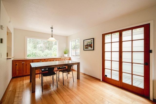 572 Palisades, Santa Cruz, CA 95062