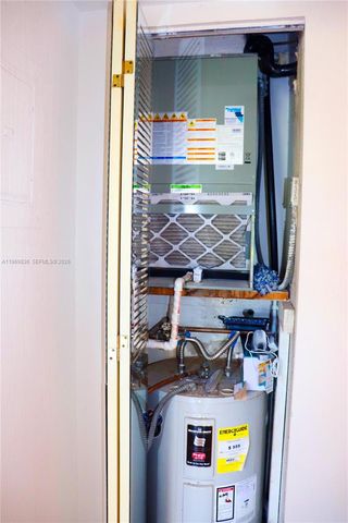 900 Saint Charles Pl 316, Pembroke Pines, FL 33026