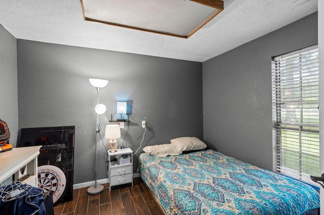 7009 Avenue R, Santa Fe, TX 77510