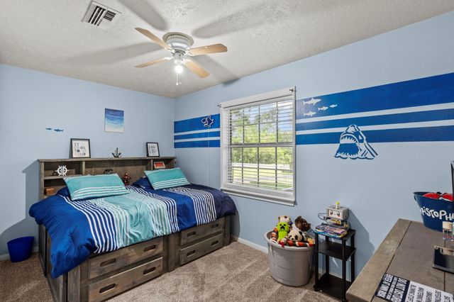 7009 Avenue R, Santa Fe, TX 77510