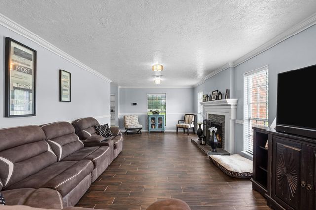 7009 Avenue R, Santa Fe, TX 77510
