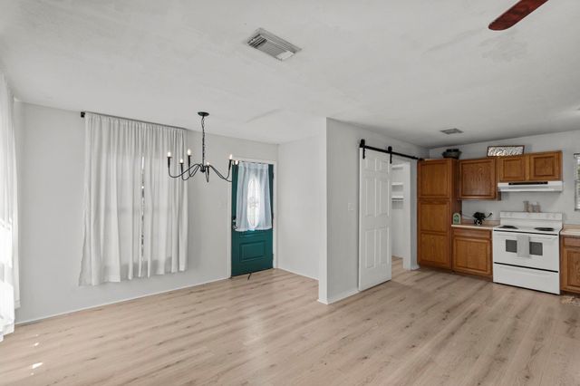 7009 Avenue R, Santa Fe, TX 77510