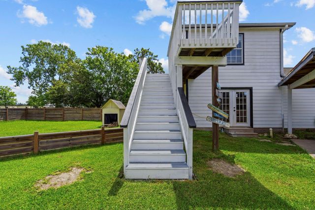 7009 Avenue R, Santa Fe, TX 77510
