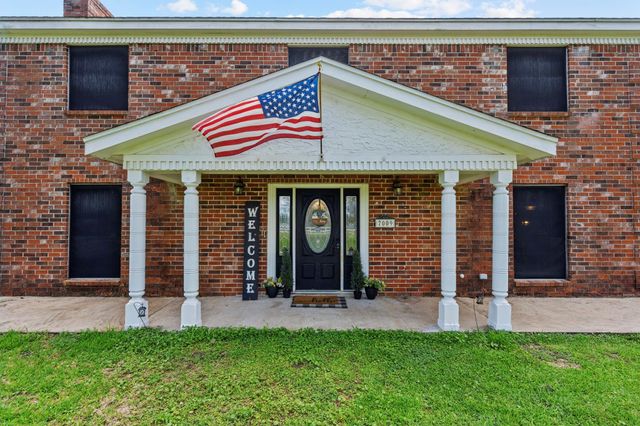 7009 Avenue R, Santa Fe, TX 77510