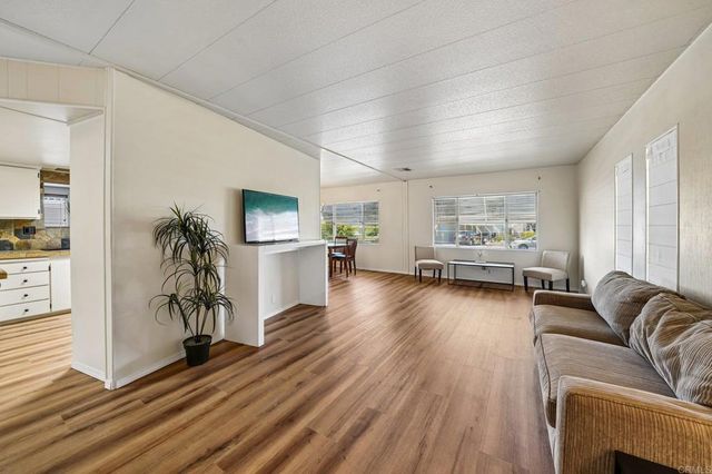 29056 Via Playa Del Rey, Murrieta, CA 92563
