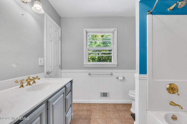 114 Locust Avenue, Howell, NJ 07731