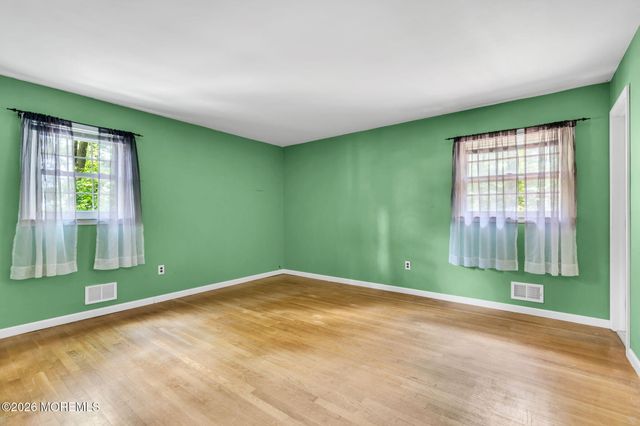 114 Locust Avenue, Howell, NJ 07731