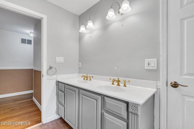 114 Locust Avenue, Howell, NJ 07731