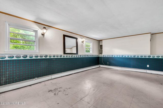 114 Locust Avenue, Howell, NJ 07731