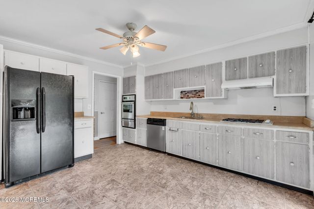 114 Locust Avenue, Howell, NJ 07731