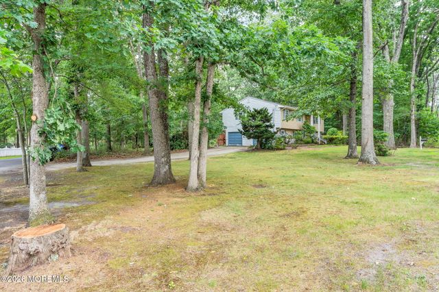 114 Locust Avenue, Howell, NJ 07731