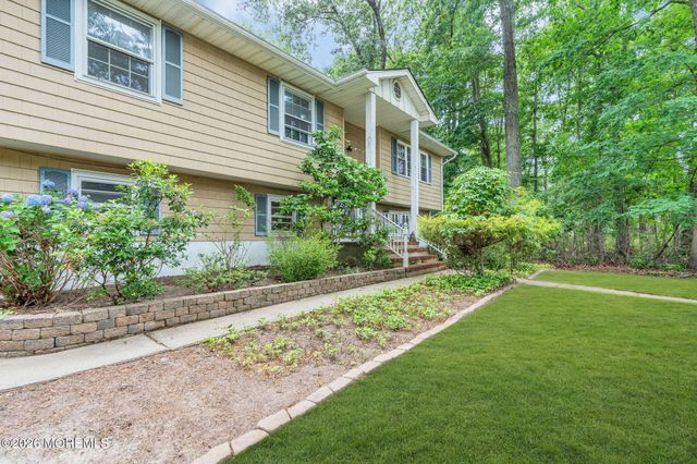 114 Locust Avenue, Howell, NJ 07731