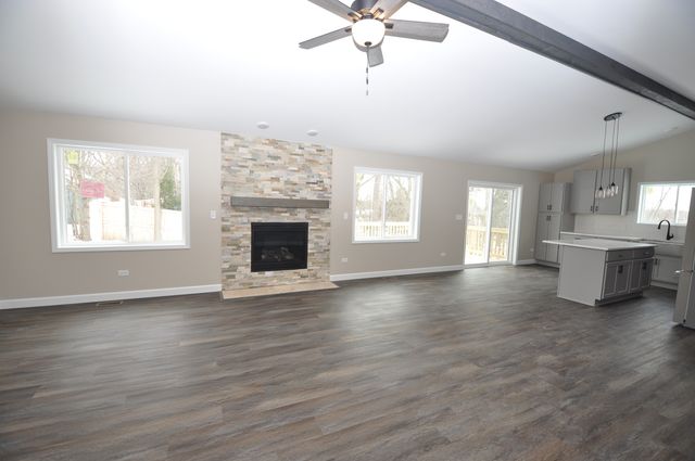 316 Buena Terrace, Antioch, IL 60002