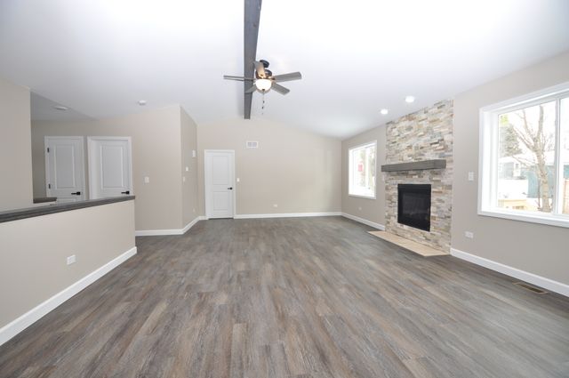 316 Buena Terrace, Antioch, IL 60002