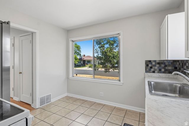 831 W MONTAGUE AVE, Salt Lake City, UT 84104