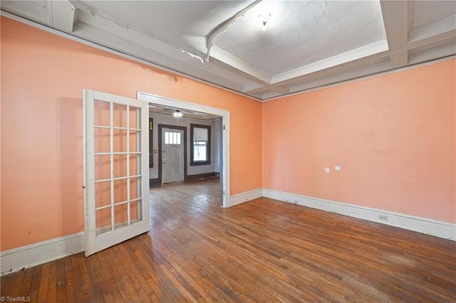 454 Lockland Avenue, Winston-salem, NC 27103