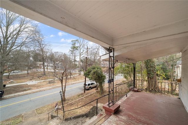 454 Lockland Avenue, Winston-salem, NC 27103