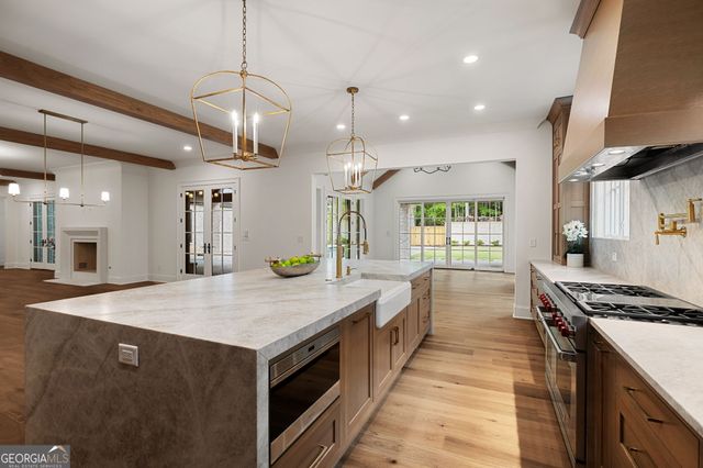 95 Blackland Road NW, Atlanta, GA 30342