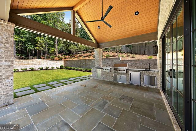 95 Blackland Road NW, Atlanta, GA 30342