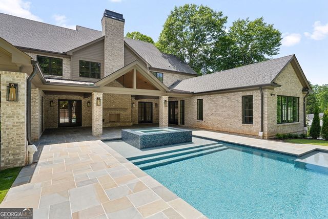 95 Blackland Road NW, Atlanta, GA 30342
