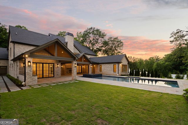 95 Blackland Road NW, Atlanta, GA 30342