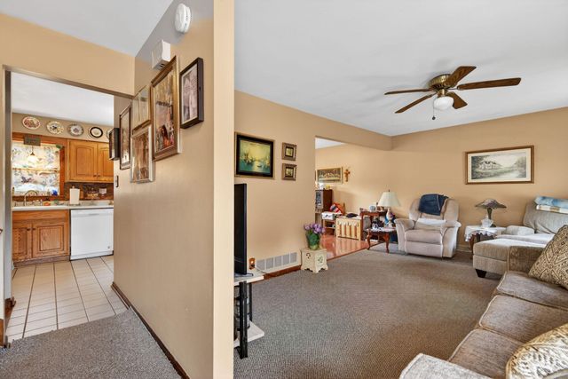 340 Independence Drive, Valparaiso, IN 46383
