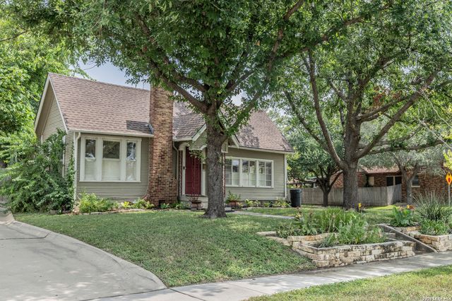 301 FURR DR, San Antonio, TX 78201