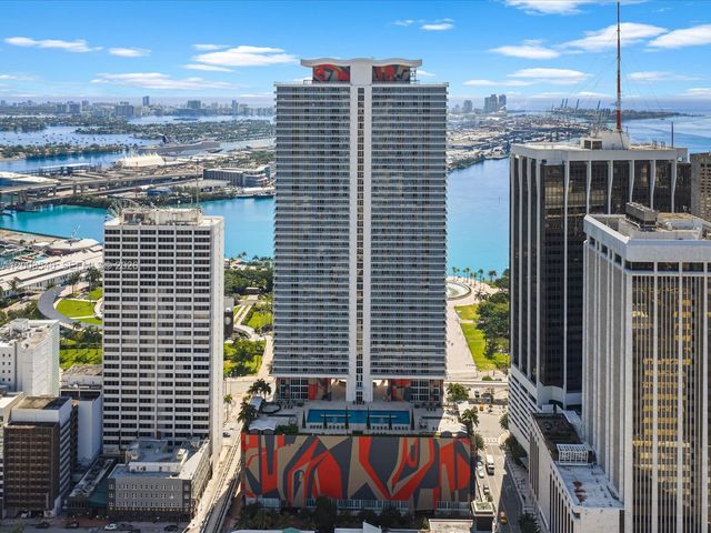 50 Biscayne Blvd 3308, Miami, FL 33132