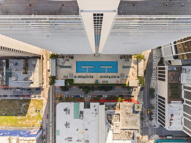 50 Biscayne Blvd 3308, Miami, FL 33132