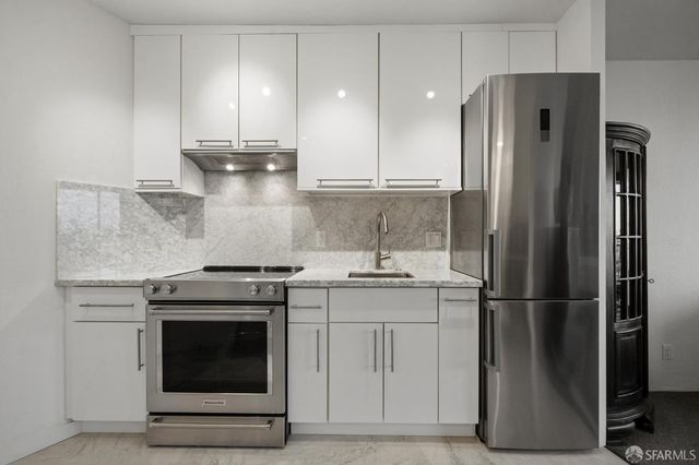 1200 Gough Street 17B, San Francisco, CA 94109