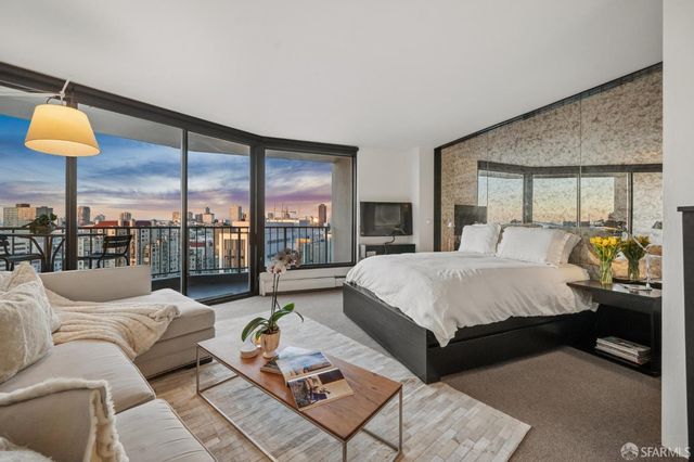 1200 Gough Street 17B, San Francisco, CA 94109
