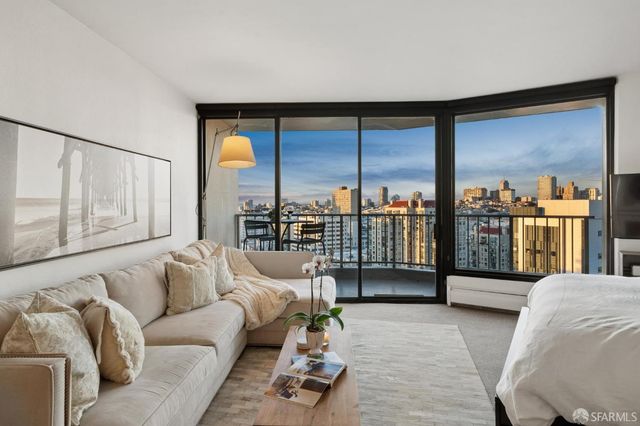 1200 Gough Street 17B, San Francisco, CA 94109