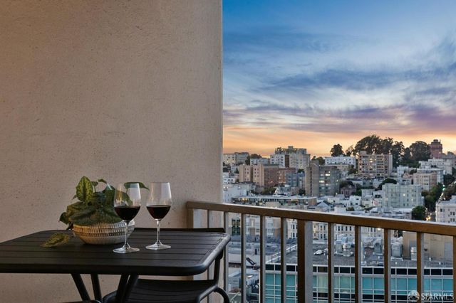 1200 Gough Street 17B, San Francisco, CA 94109