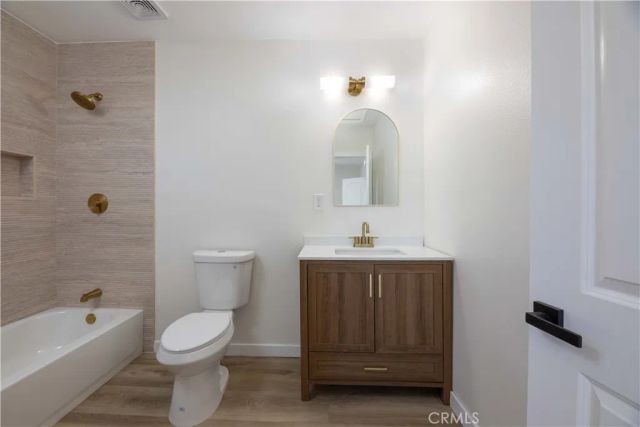 5030 N Lyman Avenue, Covina, CA 91724