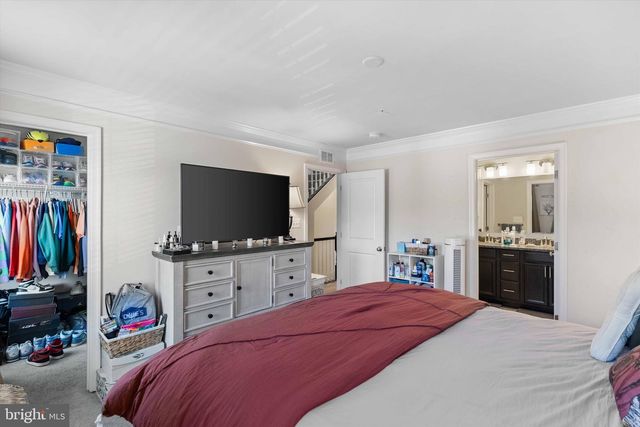 11373 TOLKIEN AVE, White Plains, MD 20695