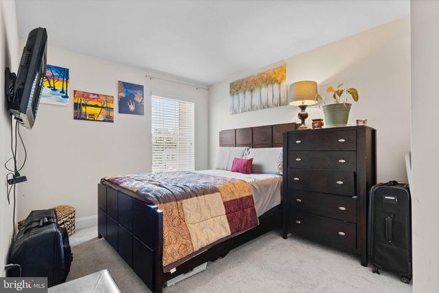 11373 TOLKIEN AVE, White Plains, MD 20695