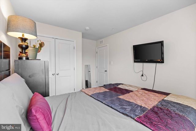 11373 TOLKIEN AVE, White Plains, MD 20695