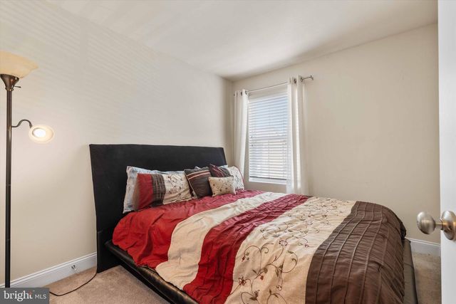 11373 TOLKIEN AVE, White Plains, MD 20695