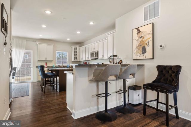 11373 TOLKIEN AVE, White Plains, MD 20695