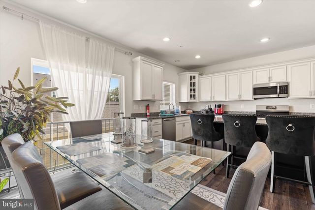 11373 TOLKIEN AVE, White Plains, MD 20695