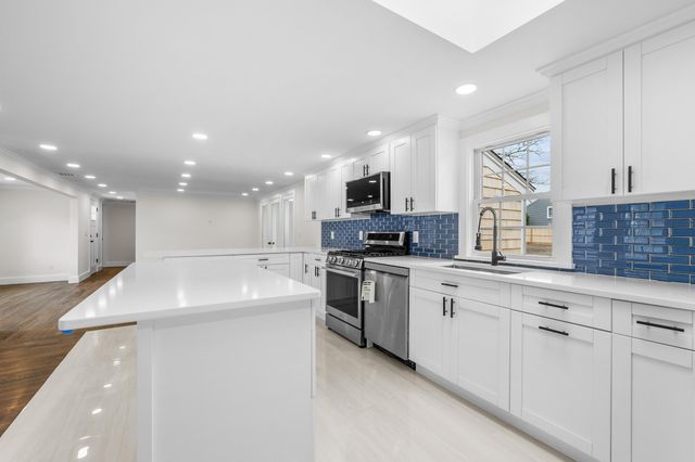 126 Captain Small Road, South Yarmouth, MA 02664