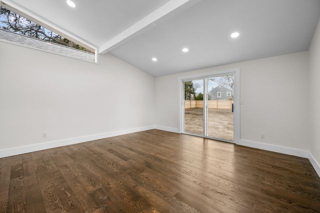 126 Captain Small Road, South Yarmouth, MA 02664