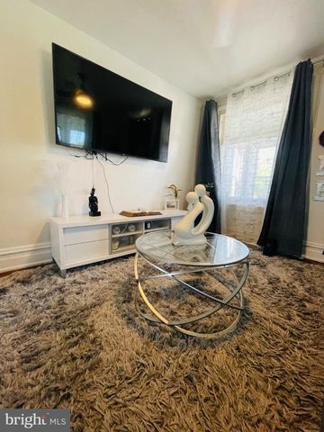 808 N OSWEGO ST, Allentown, PA 18109