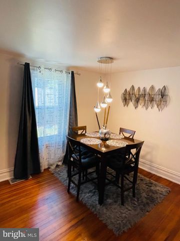 808 N OSWEGO ST, Allentown, PA 18109