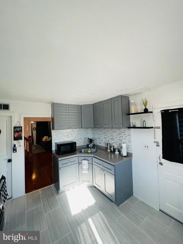 808 N OSWEGO ST, Allentown, PA 18109